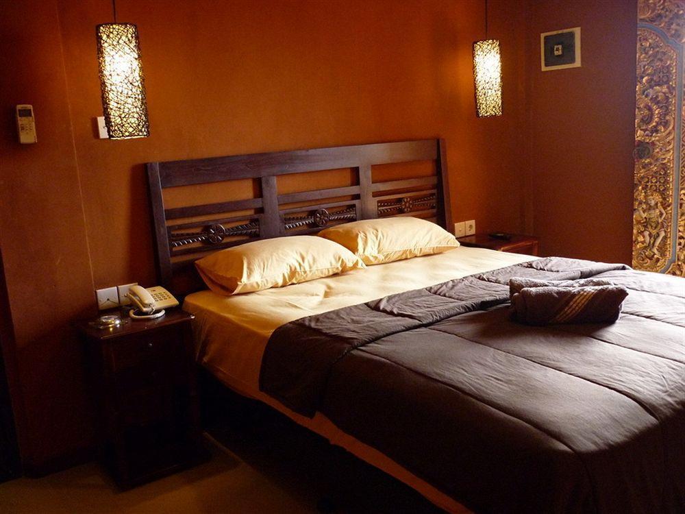 Bemo Corner Guest House Kuta Lombok Dış mekan fotoğraf